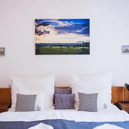 Servus Vendeghaz 2 Guest house